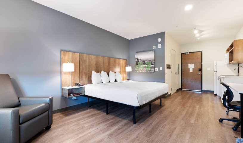 West Melbourne  Premier Suites Melbourne I-95 Hotel Extended
