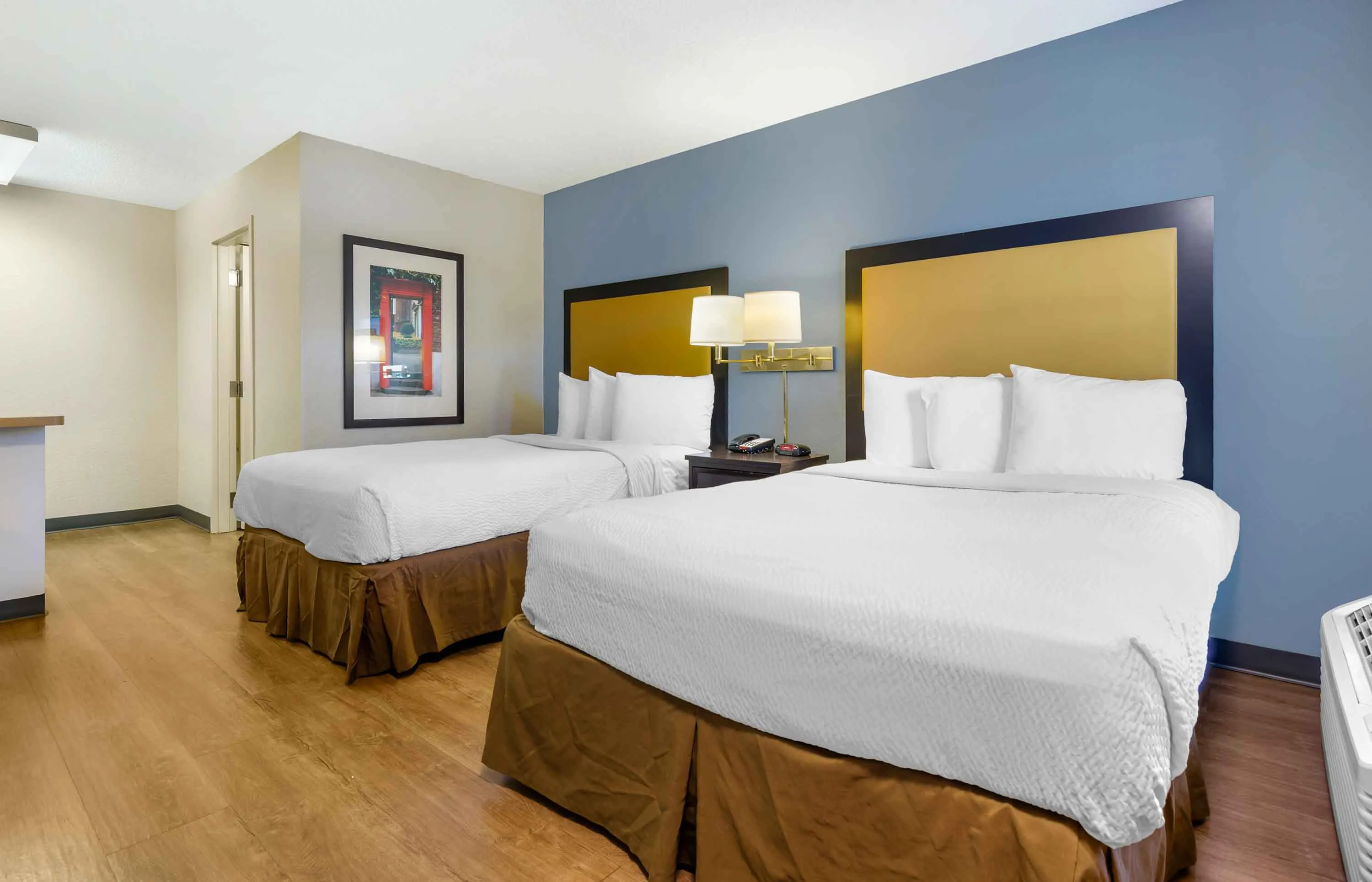 Studio Suite - 2 Full Beds