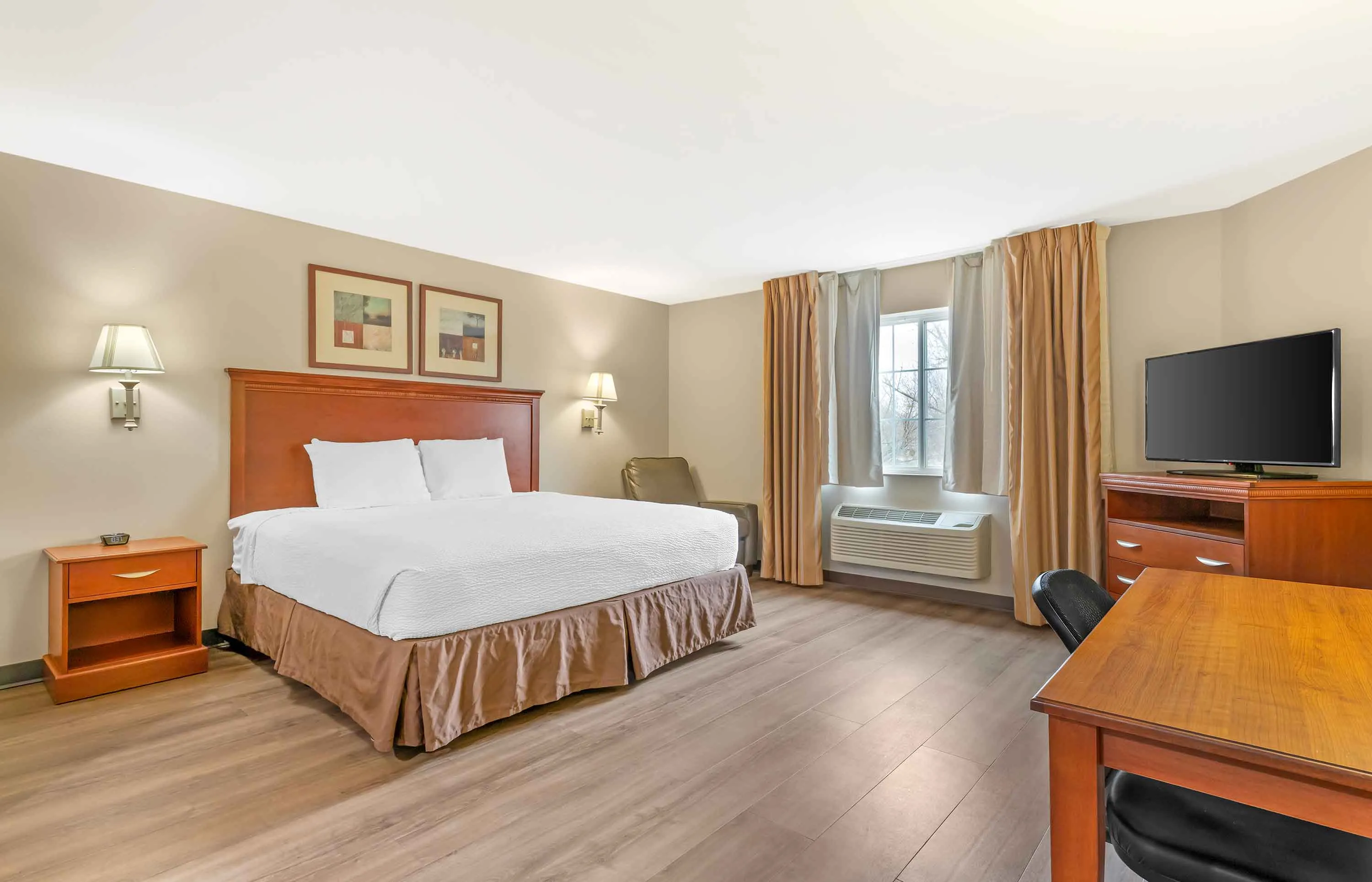 Studio Suite - 1 King Bed