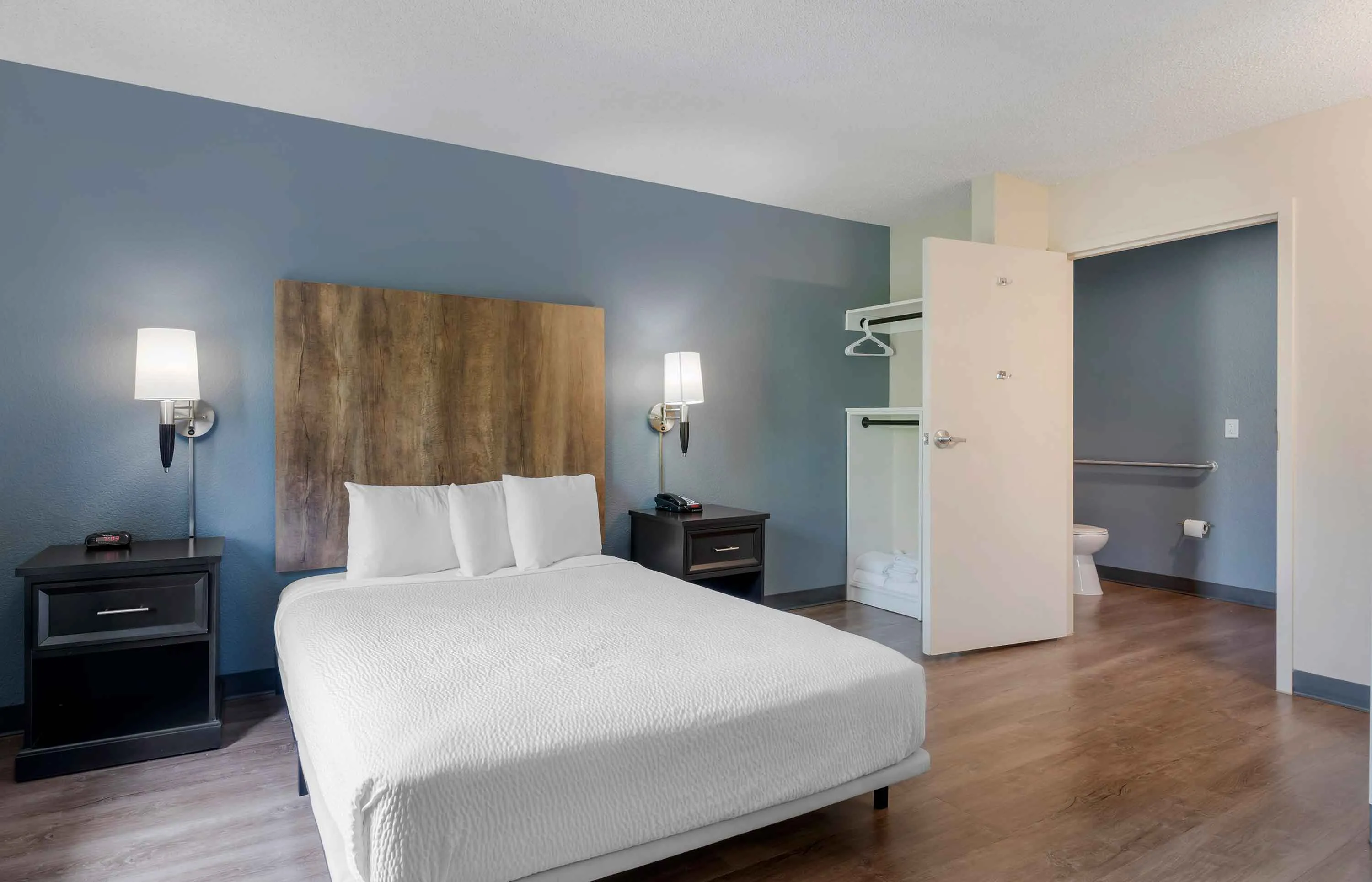 Studio Suite - 1 Queen Bed