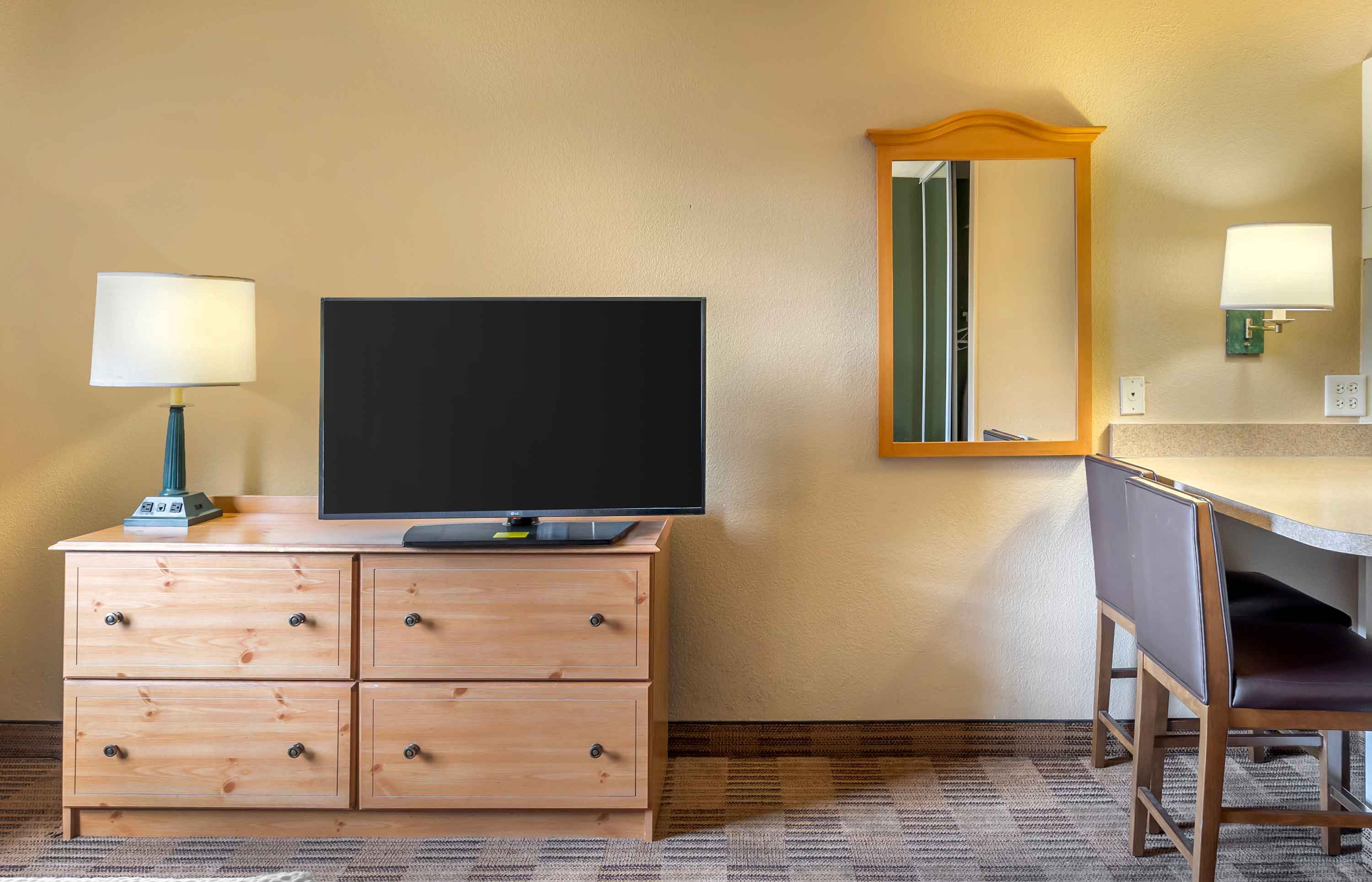 Westmont, IL - Chicago - Westmont - Oak Brook Hotel | Extended Stay America