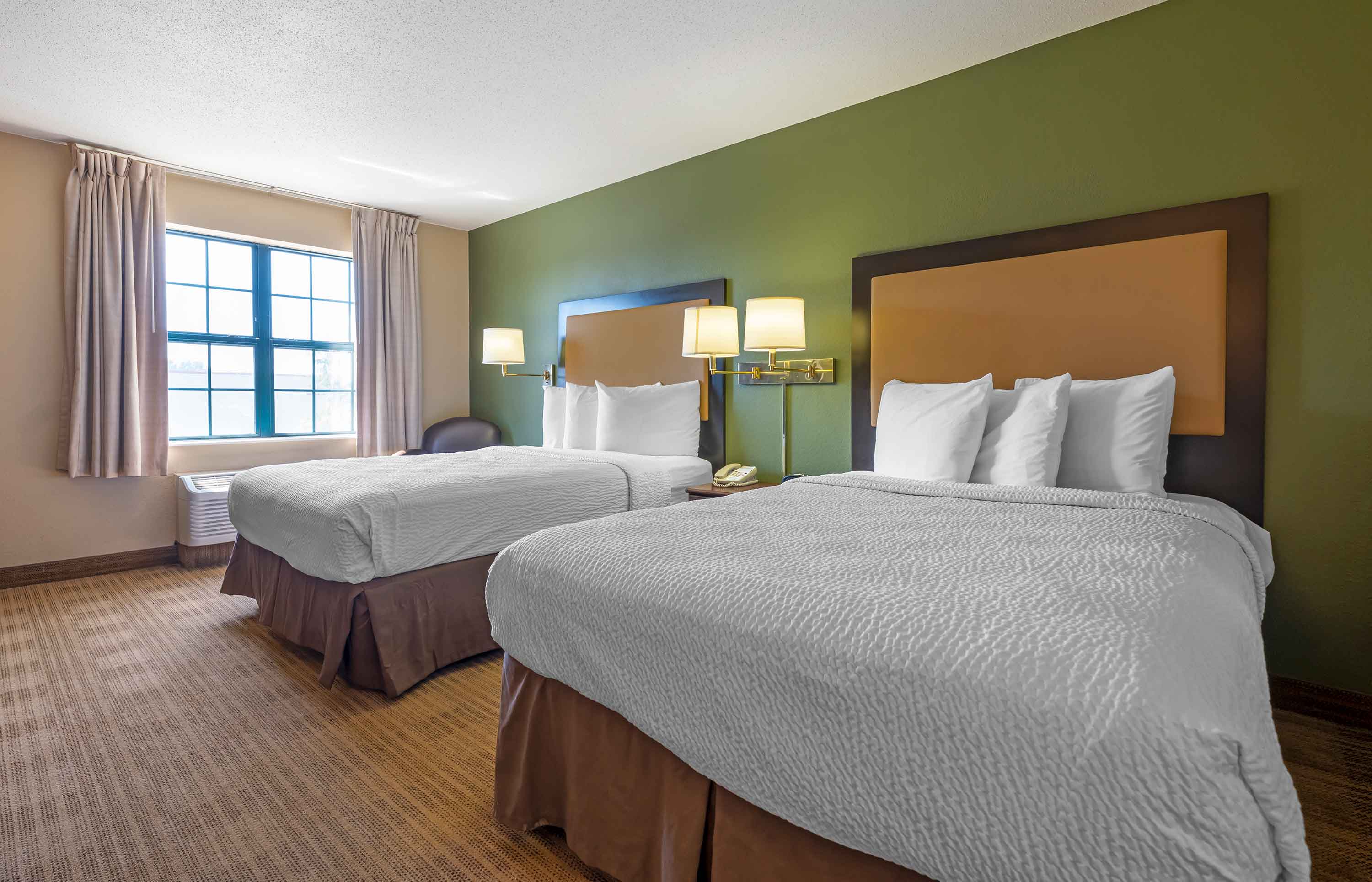 Buffalo Grove, IL - Chicago - Buffalo Grove - Deerfield Hotel