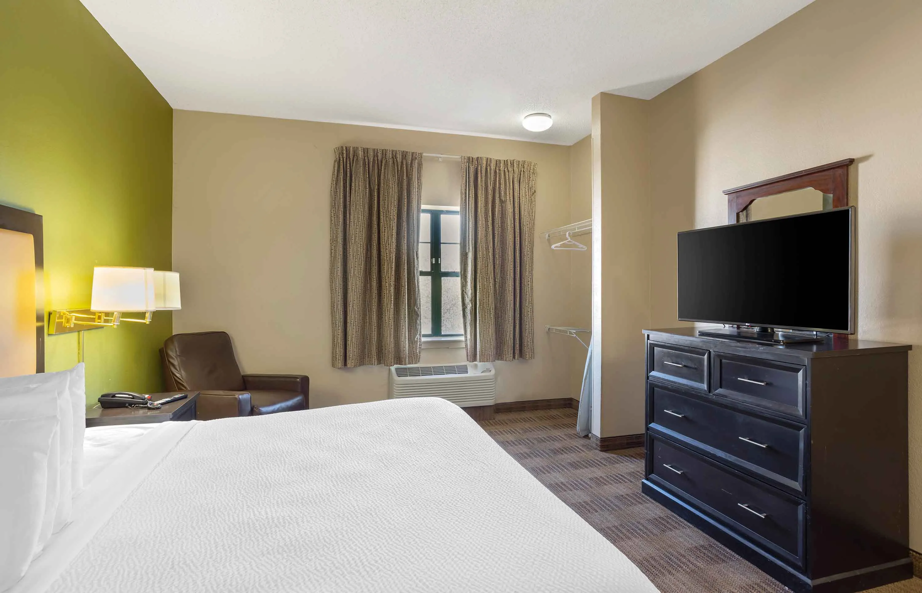 Studio Suite - 1 King Bed