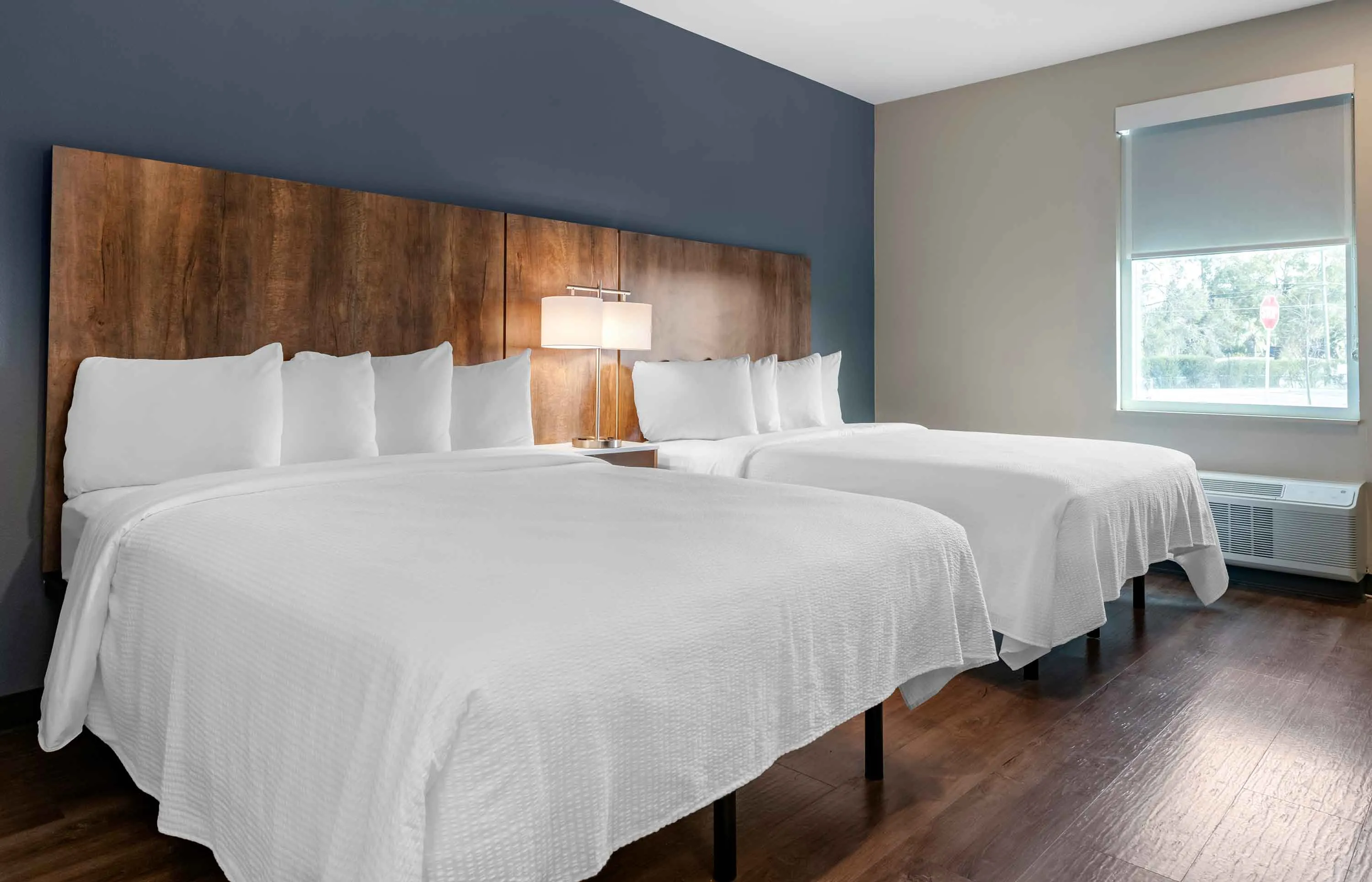 Studio Suite - 2 Queen Beds