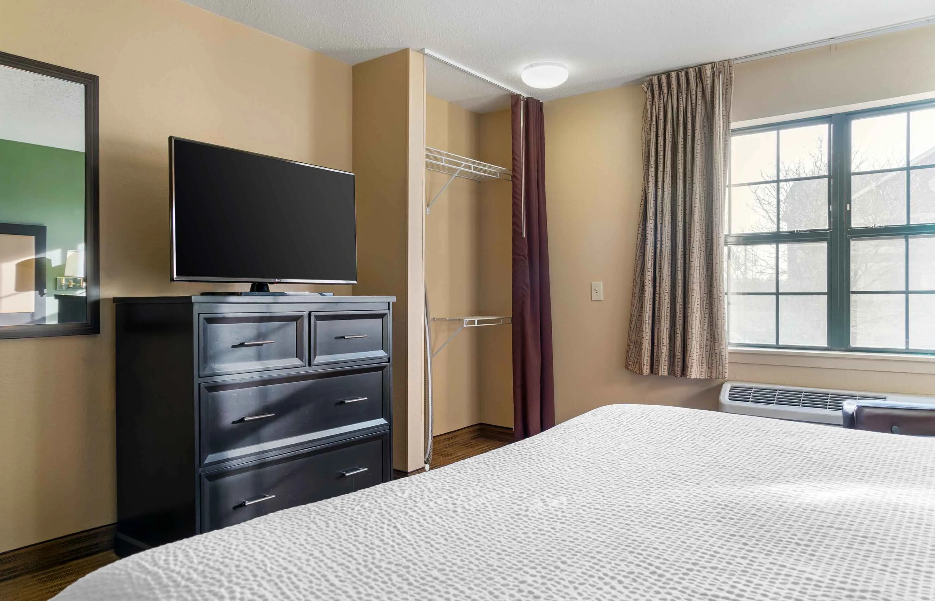Studio Suite - 1 King Bed