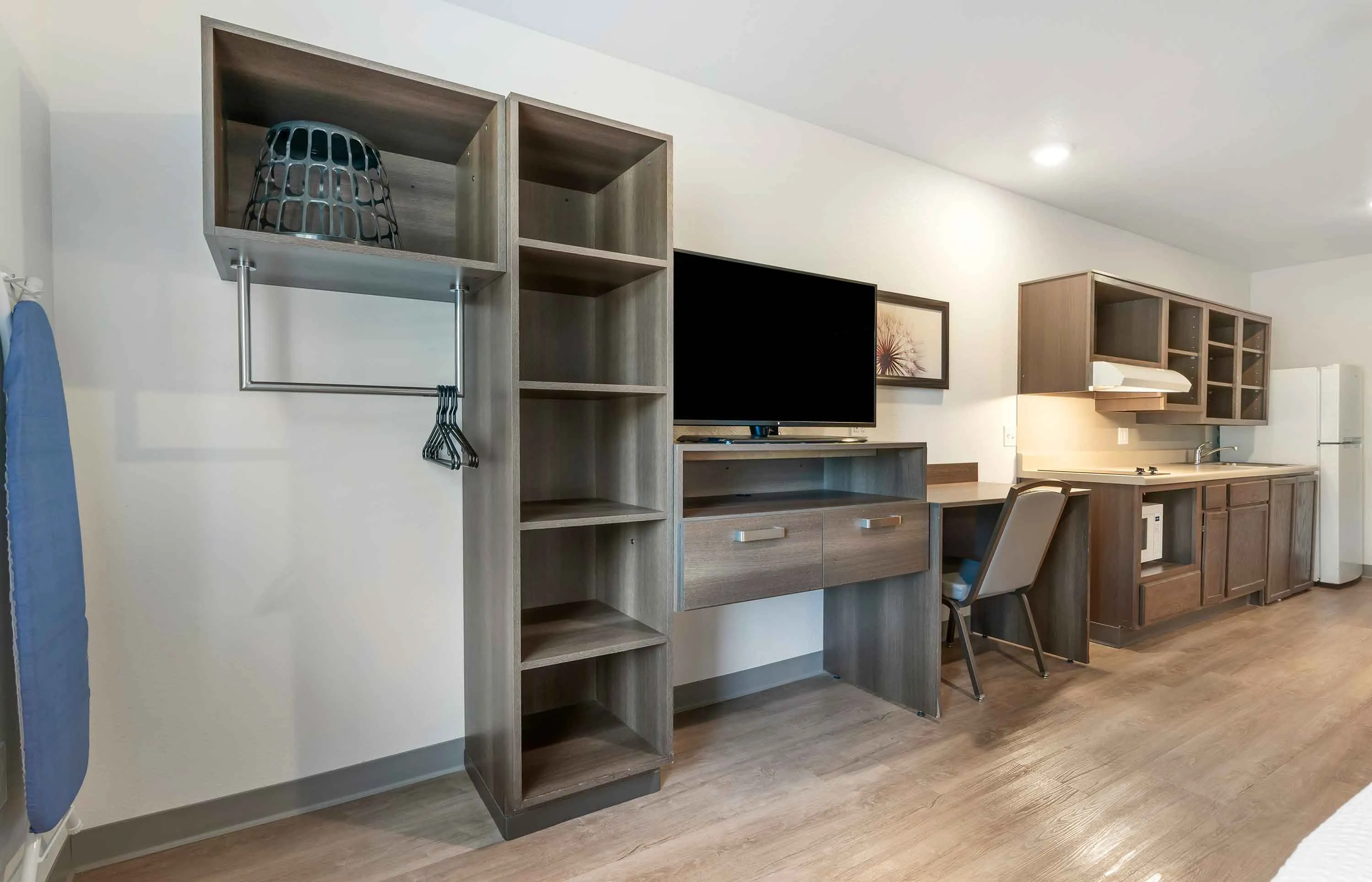 Studio Suite - 1 Queen Bed