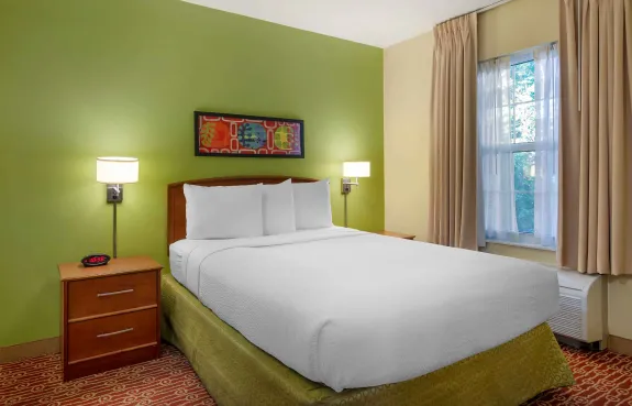 1 Bedroom Suite - 2 Queen Beds