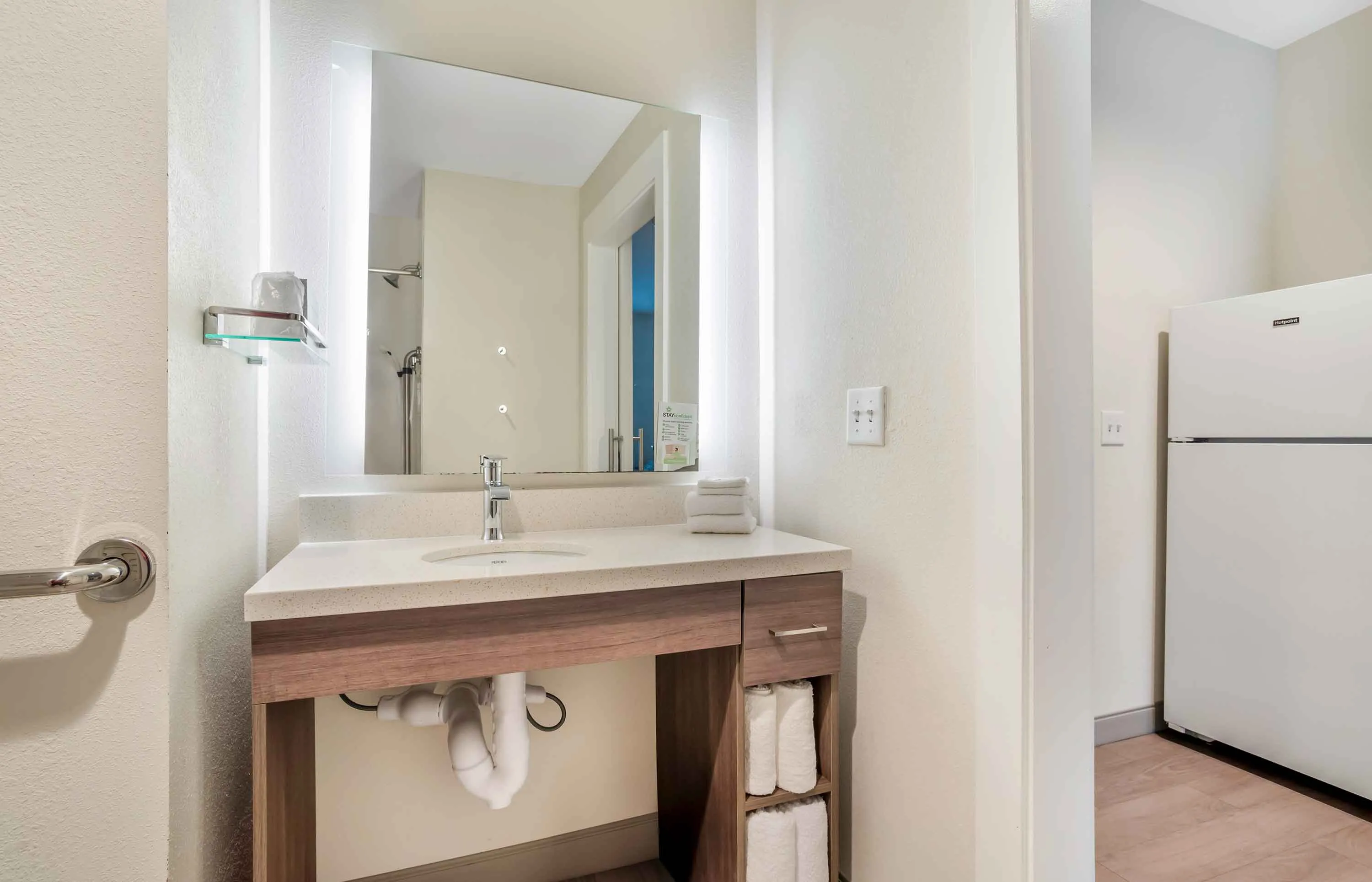 Studio Suite - 1 Queen Bed