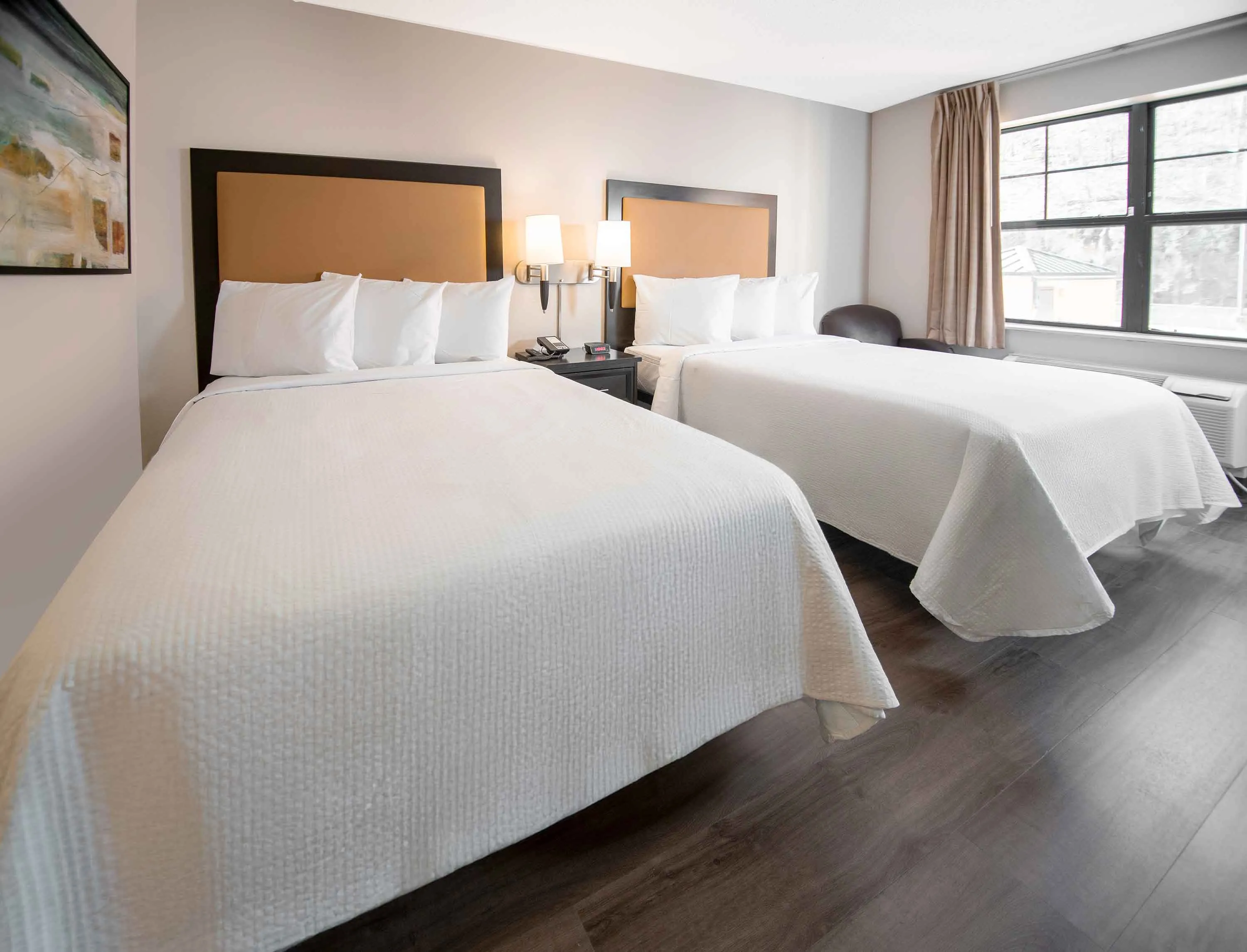 Studio Suite - 2 Queen Beds