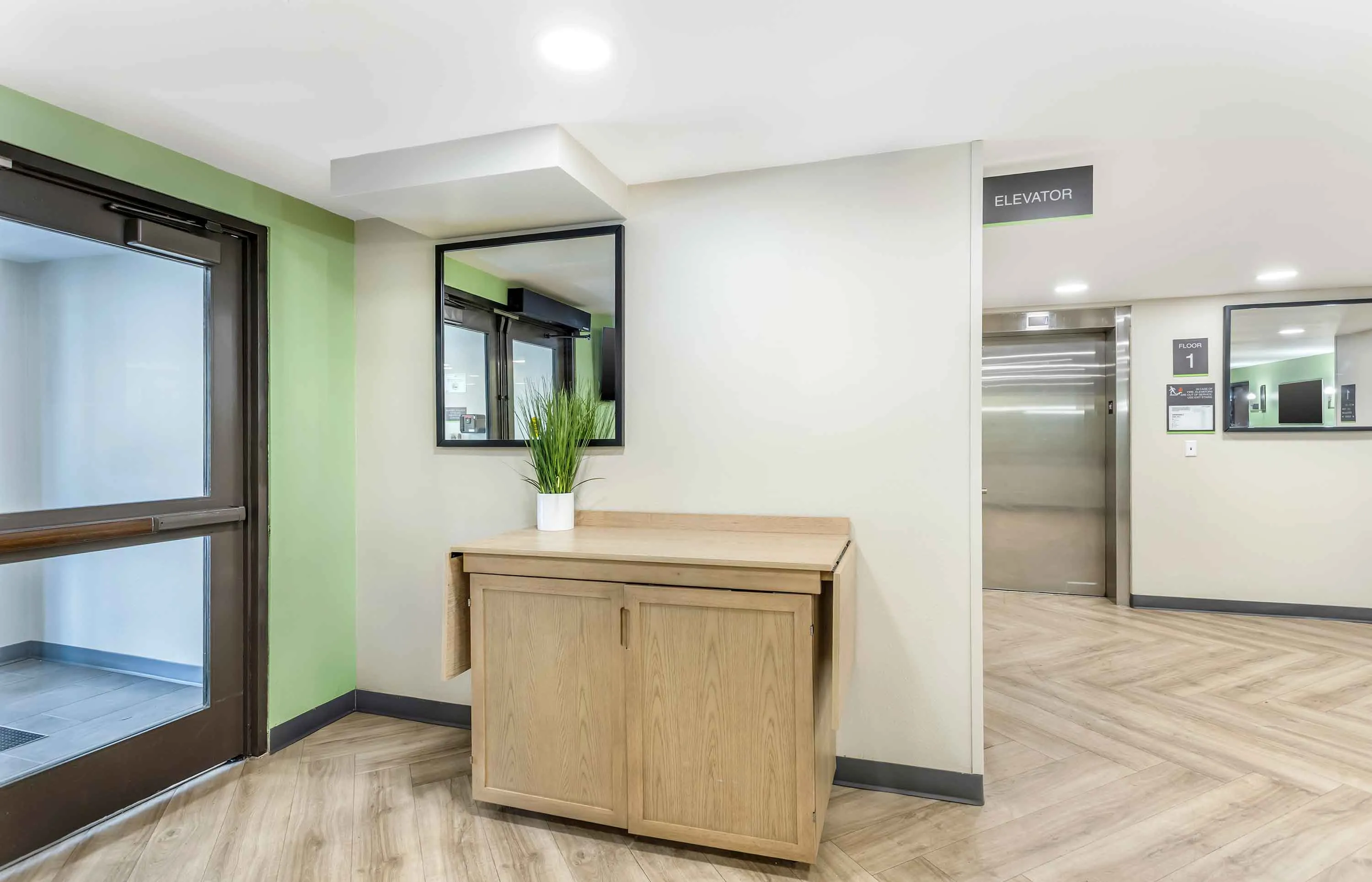Lobby and Guest Check-in