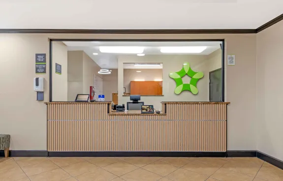 Lobby and Guest Check-in