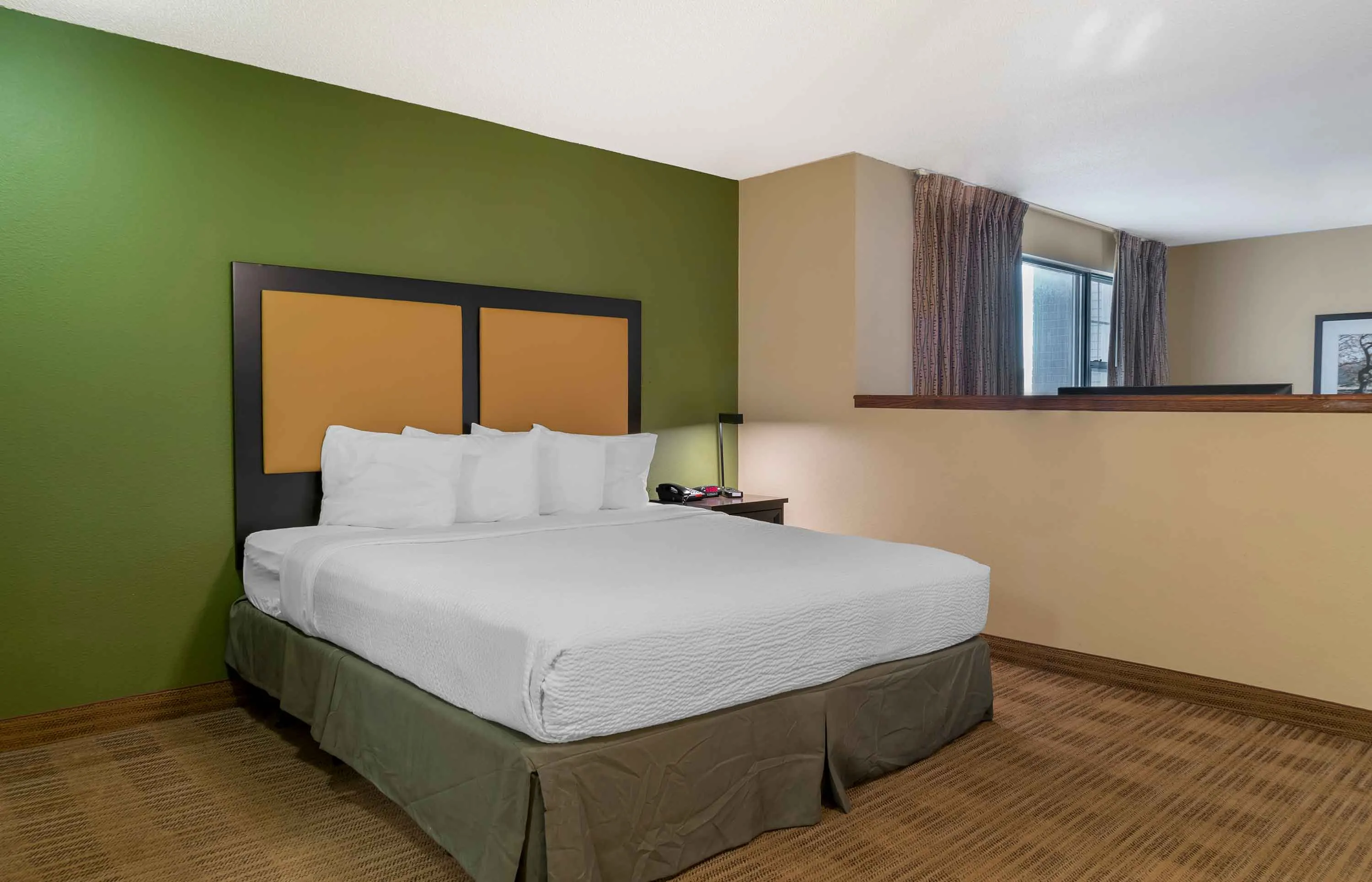 Superior Studio - 1 King Bed