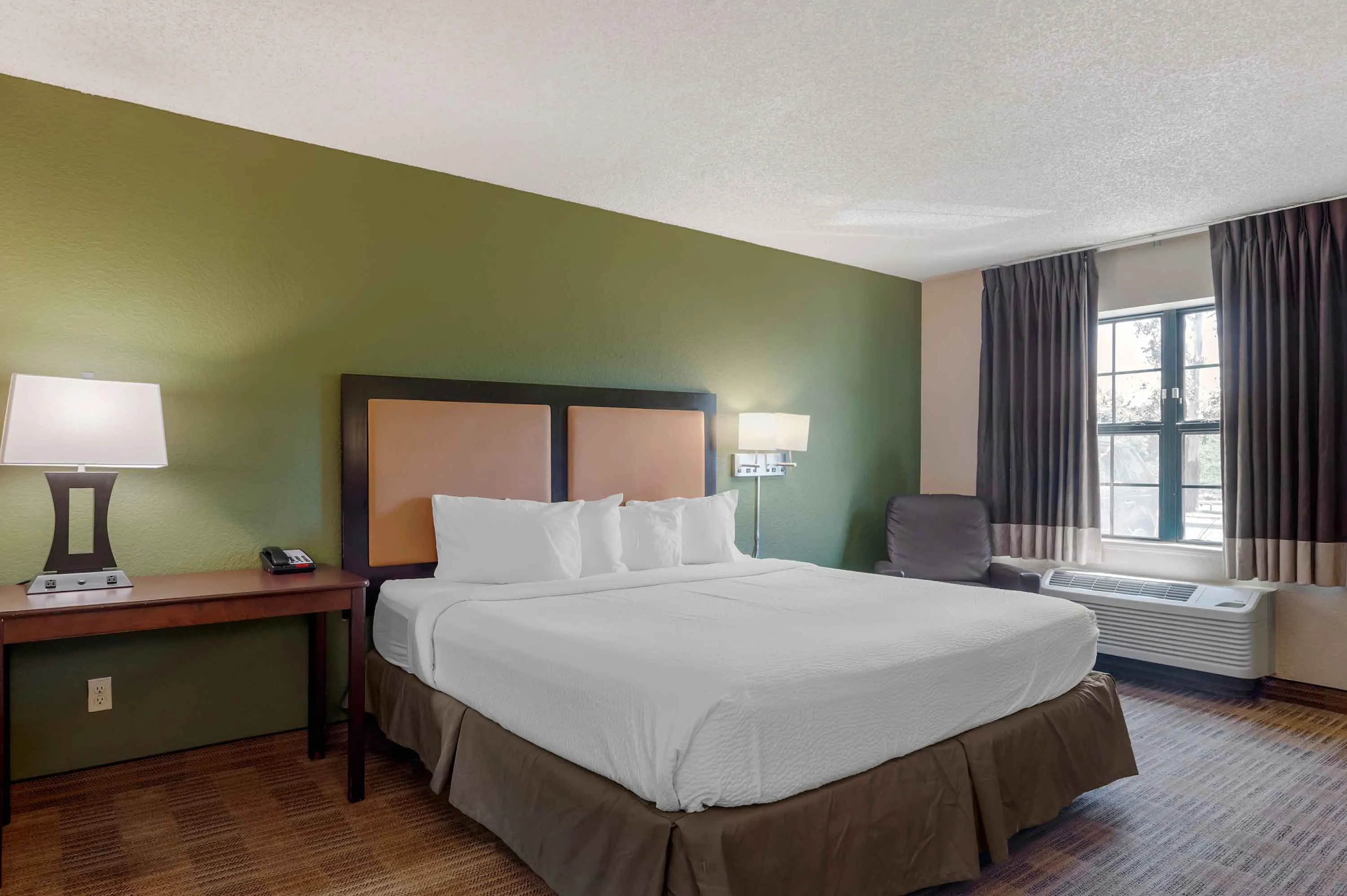 Studio Suite - 1 King Bed