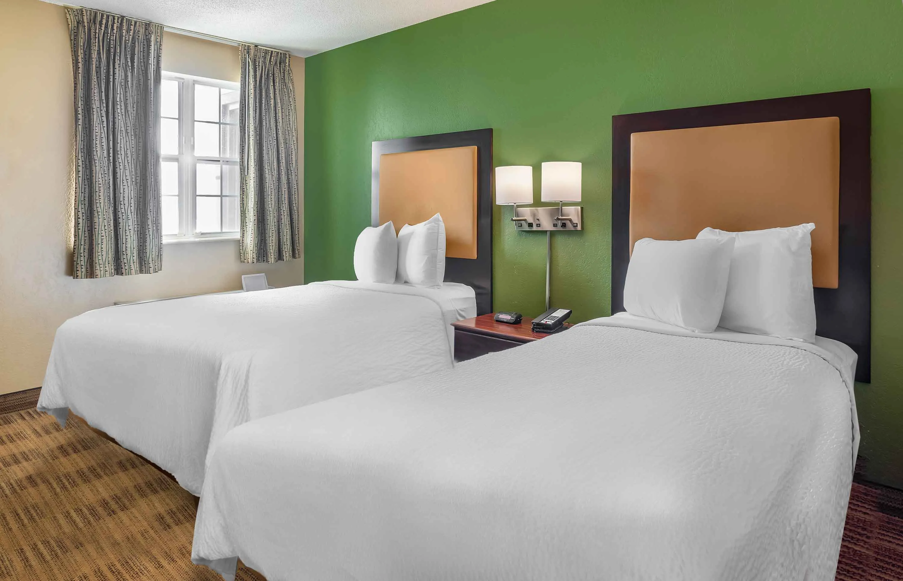 Studio Suite - 2 Queen Beds