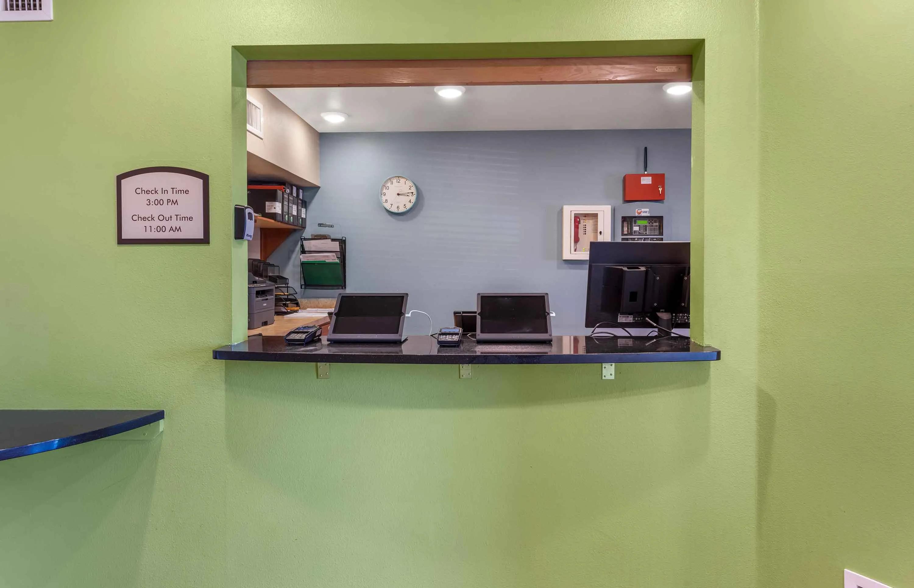 Lobby and Guest Check-in