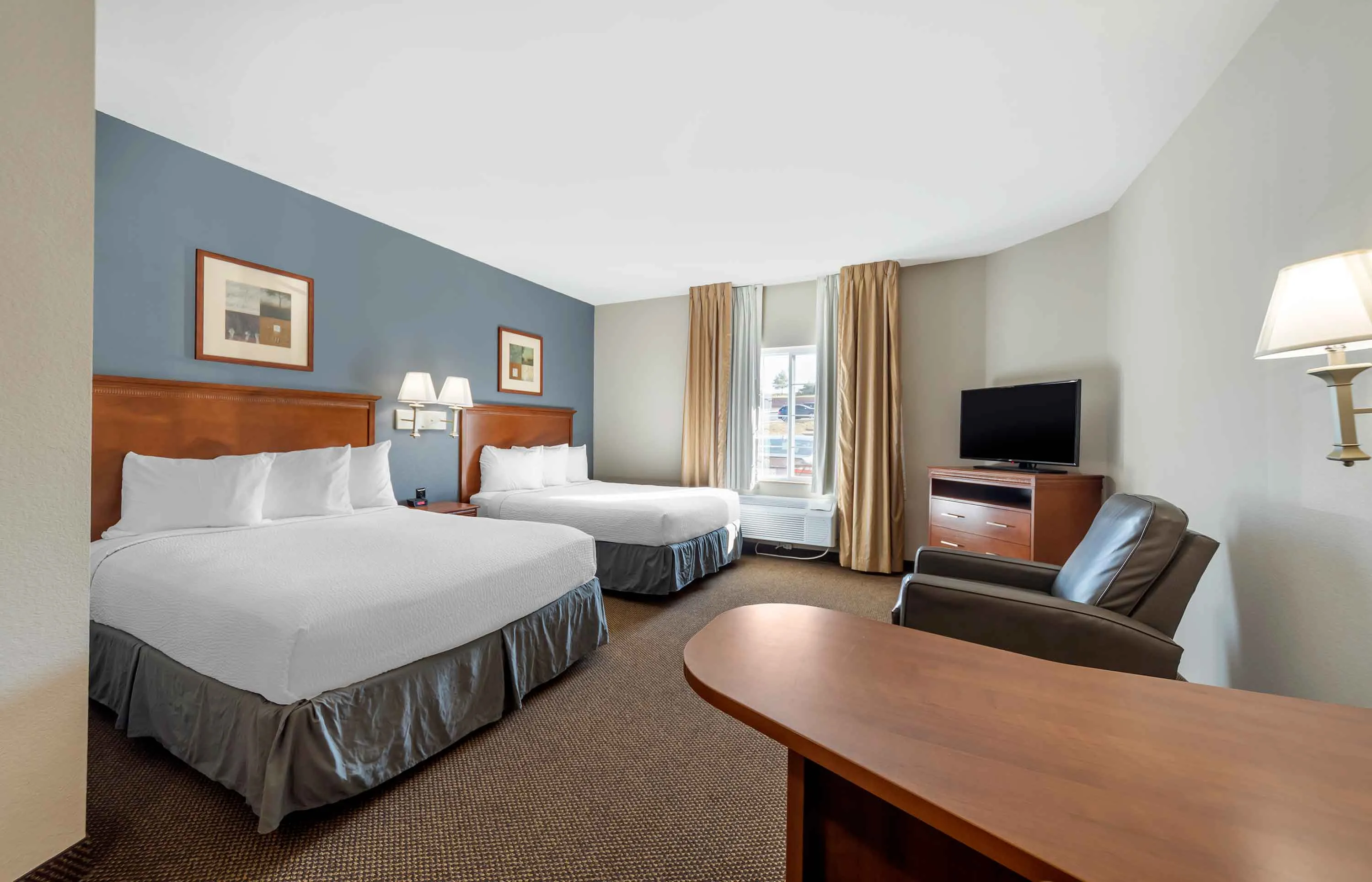 Studio Suite - 2 Queen Beds